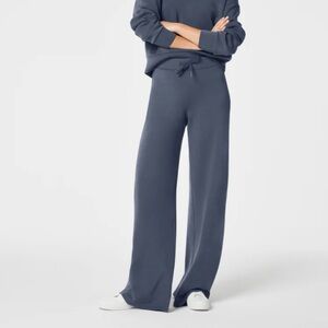 NWT Women’s Spanx Airessential Wide Leg Pant, Storm, Large